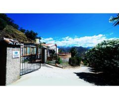 Casa de campo de 3 dormitorios con bonitas vistas de la montaña con piscina