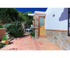Casa de campo de 3 dormitorios con bonitas vistas de la montaña con piscina