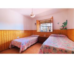 Casa de campo de 3 dormitorios con bonitas vistas de la montaña con piscina