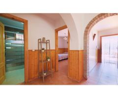 Casa de campo de 3 dormitorios con bonitas vistas de la montaña con piscina
