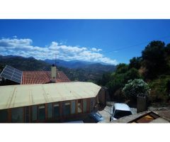 Casa de campo de 3 dormitorios con bonitas vistas de la montaña con piscina