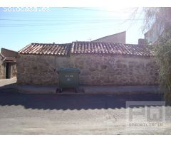 CASA DE PUEBLO EN VENTA EN SOLOSANCHO