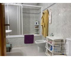 CASA CON DOS VIVIENDAS INDIVIDUALES CON GARAJE Y TRASTERO COMUNITARIO