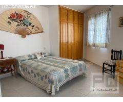 CASA CON DOS VIVIENDAS INDIVIDUALES CON GARAJE Y TRASTERO COMUNITARIO