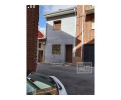 CASA DE PUEBLO A ESTRENAR EN NAVANDRINAL