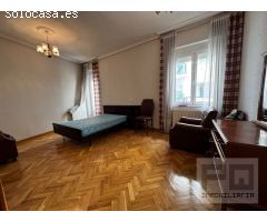 GRAN PISO A LA VENTA ZONA CENTRO REFORMADO