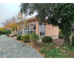 Amplio Chalet en Pinar Jardín, Marugán