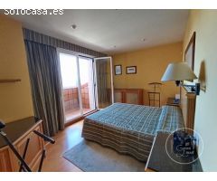 EXCLUSIVO CHALET DE 4 PLANTAS CON PISCINA
