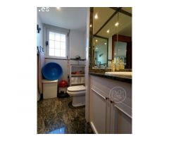 EXCLUSIVO CHALET DE 4 PLANTAS CON PISCINA