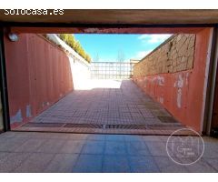EXCLUSIVO CHALET DE 4 PLANTAS CON PISCINA