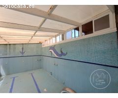 EXCLUSIVO CHALET DE 4 PLANTAS CON PISCINA