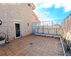 EXCLUSIVO CHALET DE 4 PLANTAS CON PISCINA