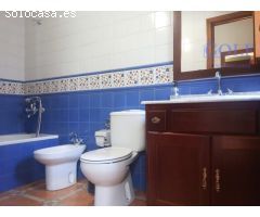 Gran oportunidad. Idílica casa en La Encina con chimenea, barbacoa y jacuzzi.