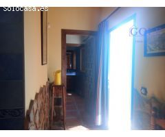 Gran oportunidad. Idílica casa en La Encina con chimenea, barbacoa y jacuzzi.