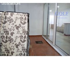Planta baja recién reformada con patio.