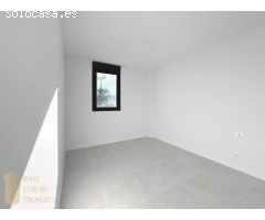 Exclusivo Apartamento Moderno con Vistas Panorámicas en Estepona - Las Mesas