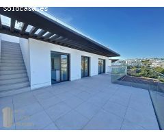Exclusivo Apartamento Moderno con Vistas Panorámicas en Estepona - Las Mesas