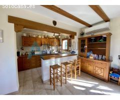 Venta de tu Villa de Ensueño con Vistas al Mar y al Montgó