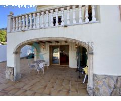 Venta de tu Villa de Ensueño con Vistas al Mar y al Montgó