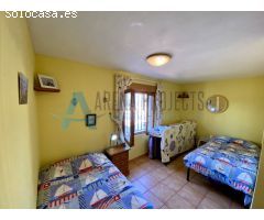 Venta de tu Villa de Ensueño con Vistas al Mar y al Montgó