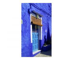 Casa encantadora y Alpujareña conocida afectuosamente como la casa azul.