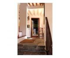 Preciosa casa restaurado con cariño al estilo Alpujarra tradicional.