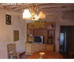 Casa con encanto en Narila: una oportunidad única