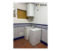 Piso de dos dormitorios y con ascensor.