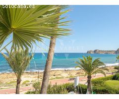 Villa Perla - Exclusividad y lujo en primera línea en Jávea