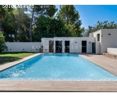 Villa Carrals en Denia - Lujo y Vista Mediterránea