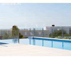 Villa Lirios - Un Refugio de Lujo en la Costa Mediterránea
