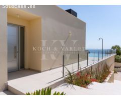 Villa Lirios - Un Refugio de Lujo en la Costa Mediterránea