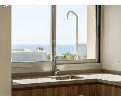 Villa Lirios - Un Refugio de Lujo en la Costa Mediterránea