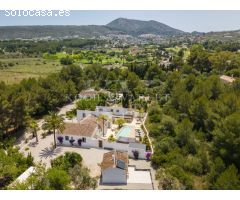 Villa Cleo - Elegancia en Javea, Junto al Golf