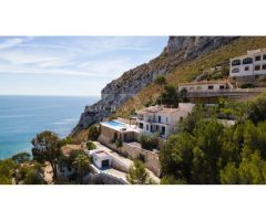 Villa Granadella - Su Refugio de Ensueño en la Costa Blanca