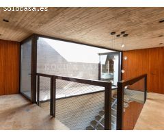 Villa de lujo con diseño único de hormigón visto en Benissa