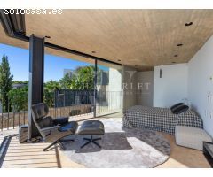 Villa de lujo con diseño único de hormigón visto en Benissa