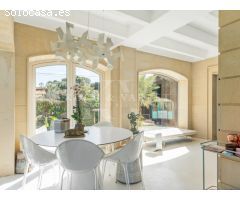 Elegancia Colonial en Las Rotas: Villa Exclusiva a unos pasos del mar
