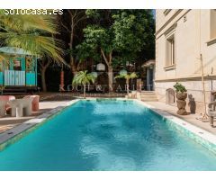 Elegancia Colonial en Las Rotas: Villa Exclusiva a unos pasos del mar