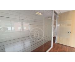 Oportunidad Oficina muy luminosa y esquinera en tercera planta en edificio