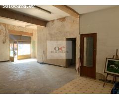 Local comercial para cambio de uso a vivienda.