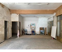 Local comercial para cambio de uso a vivienda.