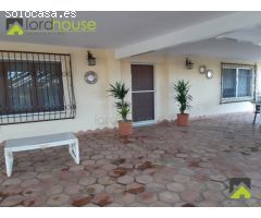 CHA_822. Chalet con 5 dormitorios y piscina