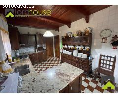 CH_1054. Chalet con piscina climatizada en las Alamedas.