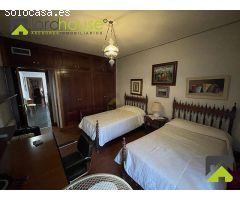 CH_1054. Chalet con piscina climatizada en las Alamedas.