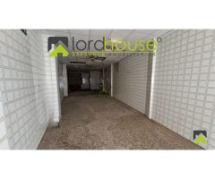 1198. Local comercial, zona antigua Plaza de Abastos.
