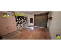 1174. Local comercial en Avd. Fuerzas Armadas, frente Mercadona.