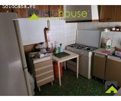 1242. Casa antigua para restaurar en Coy.