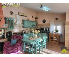 1261. ¡Tú oasis familiar en Lorca! 500 m² de lujo con piscina y jardín. 360º.