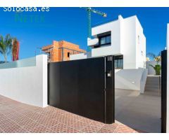 EXCLUSIVA VIVIENDA UNIFAMILIAR EN ROJALES.